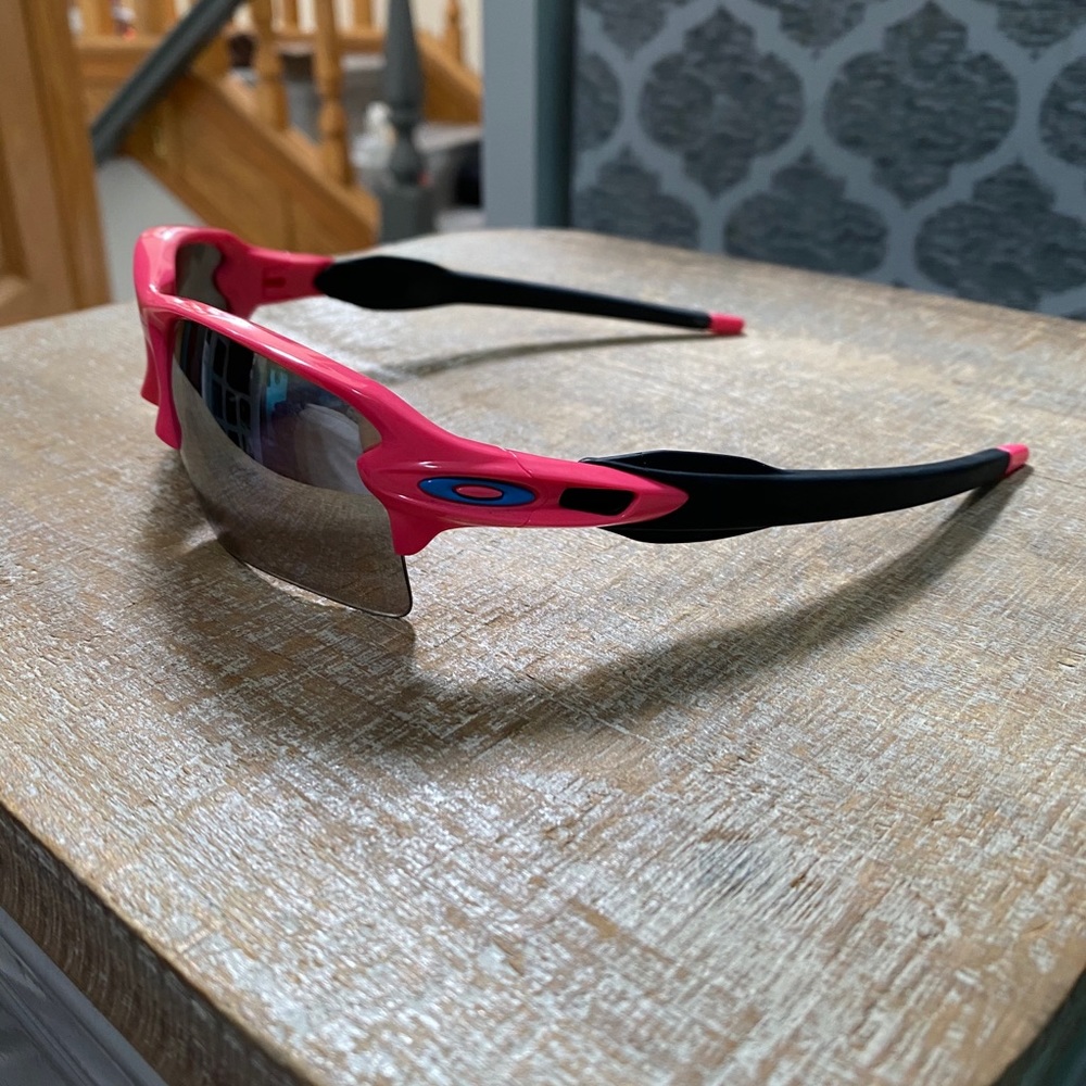 Customized Flak 2.0 style polarized Oakleys